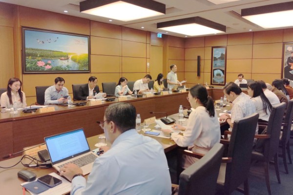 Bảo đảm sự phát triển bền vững dịch vụ công chứng trên toàn quốc